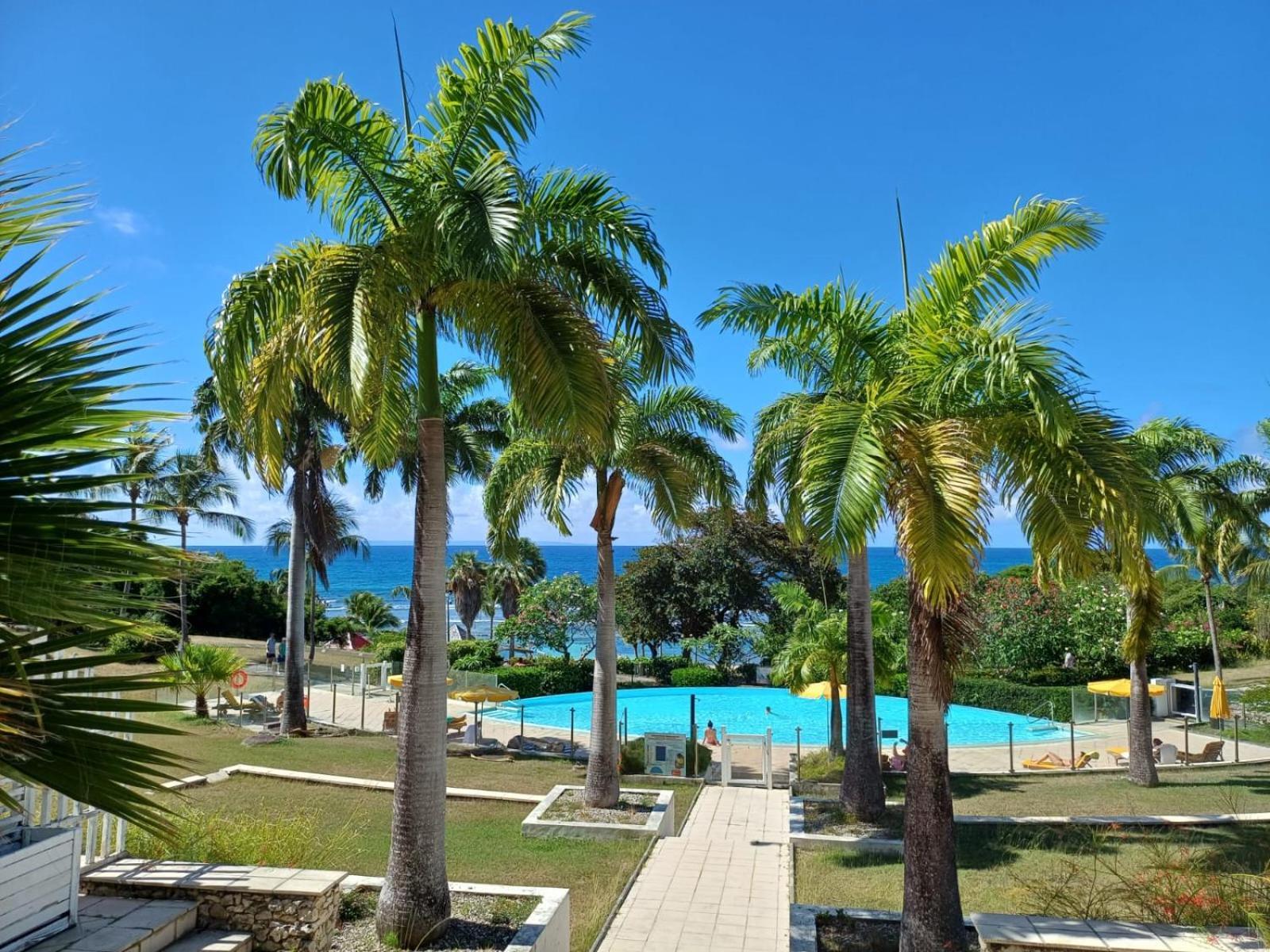 Studio Ti Karanbol Rdc Vue Mer Dans Residence De Tourisme Sainte-Anne  Bagian luar foto
