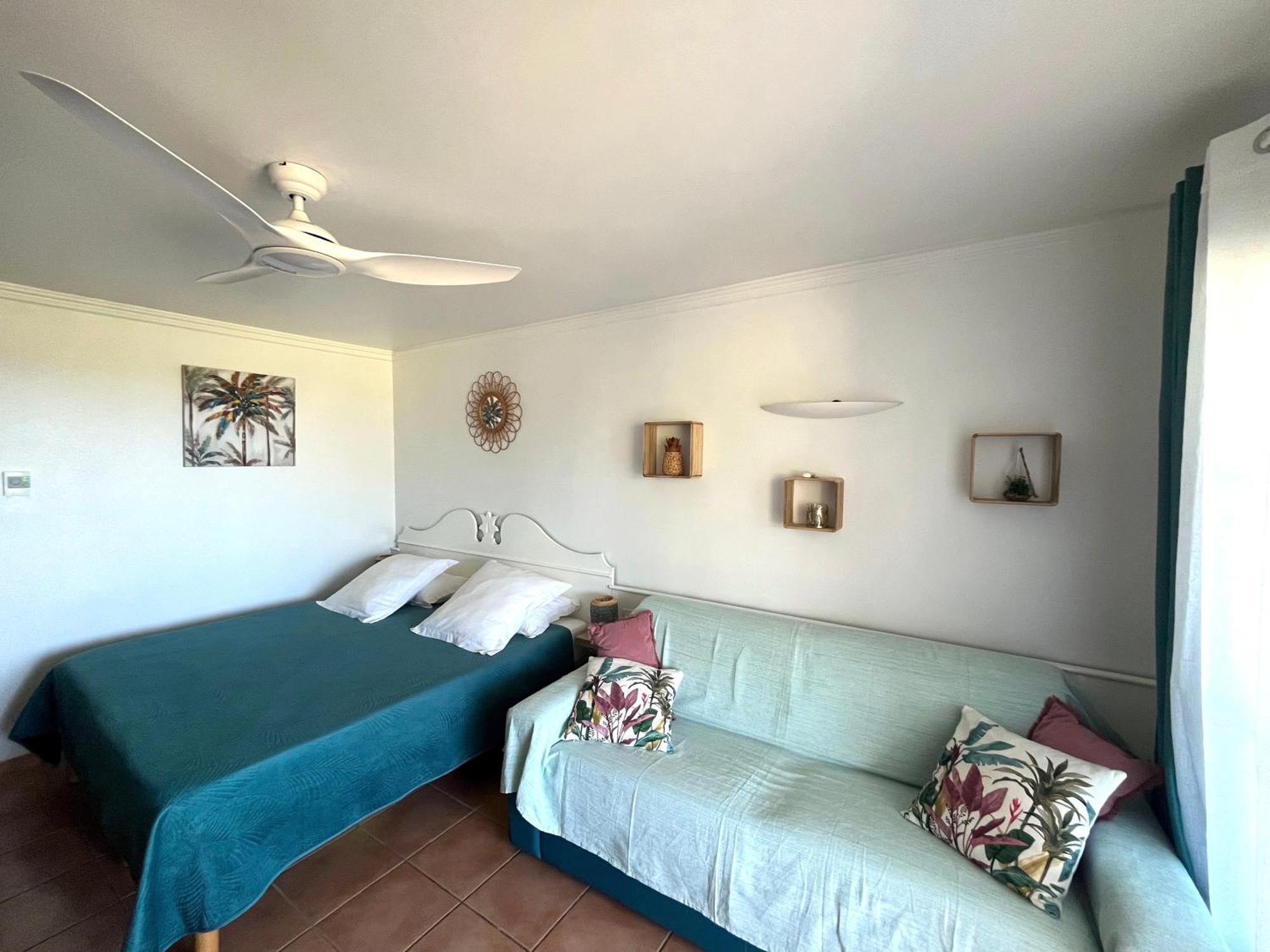 Studio Ti Karanbol Rdc Vue Mer Dans Residence De Tourisme Sainte-Anne  Bagian luar foto